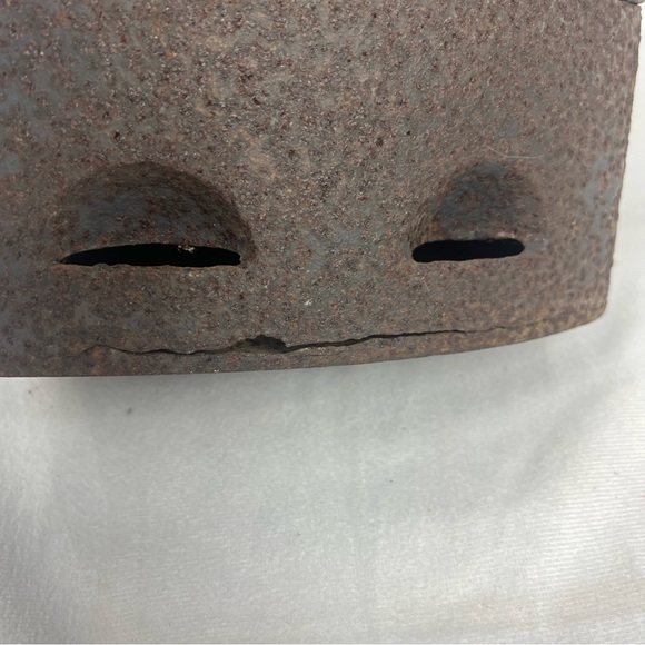 Antique Cast Iron Charcoal Box Iron w/ Wood Handle Star Vent Latch Late 1800s - Picture 4 of 7